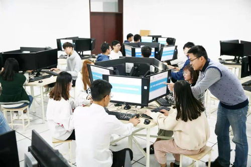 技術(shù)前端與智能焦點 單招綜招背景下的計算機應(yīng)用技術(shù)專業(yè)發(fā)展新趨勢